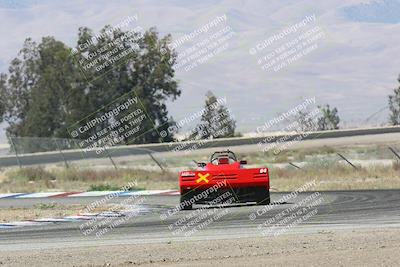 media/Jun-02-2024-CalClub SCCA (Sun) [[05fc656a50]]/Group 4/Qualifying/